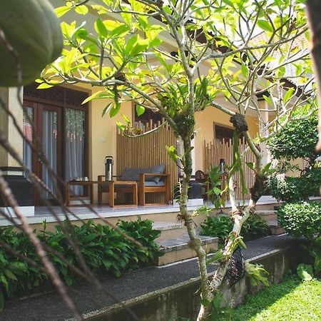 Sastra Ubud House Extérieur photo