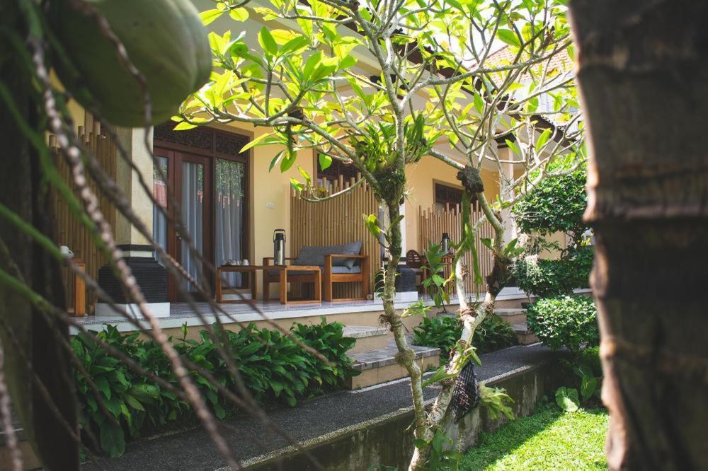 Sastra Ubud House Extérieur photo