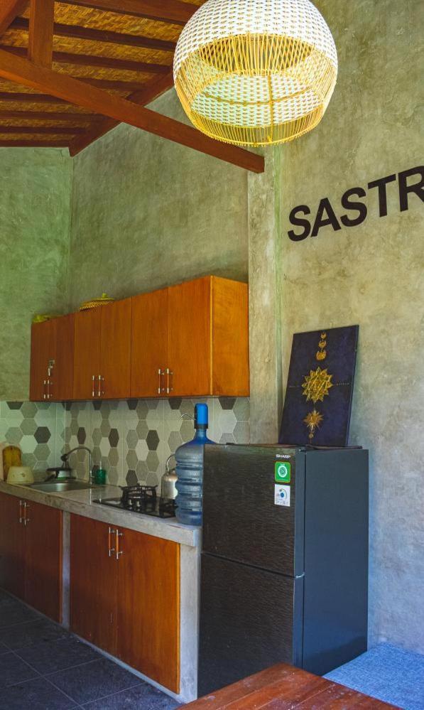Sastra Ubud House Extérieur photo